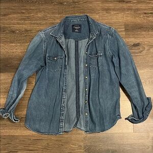 Levi's Denim Button-Up Shirt